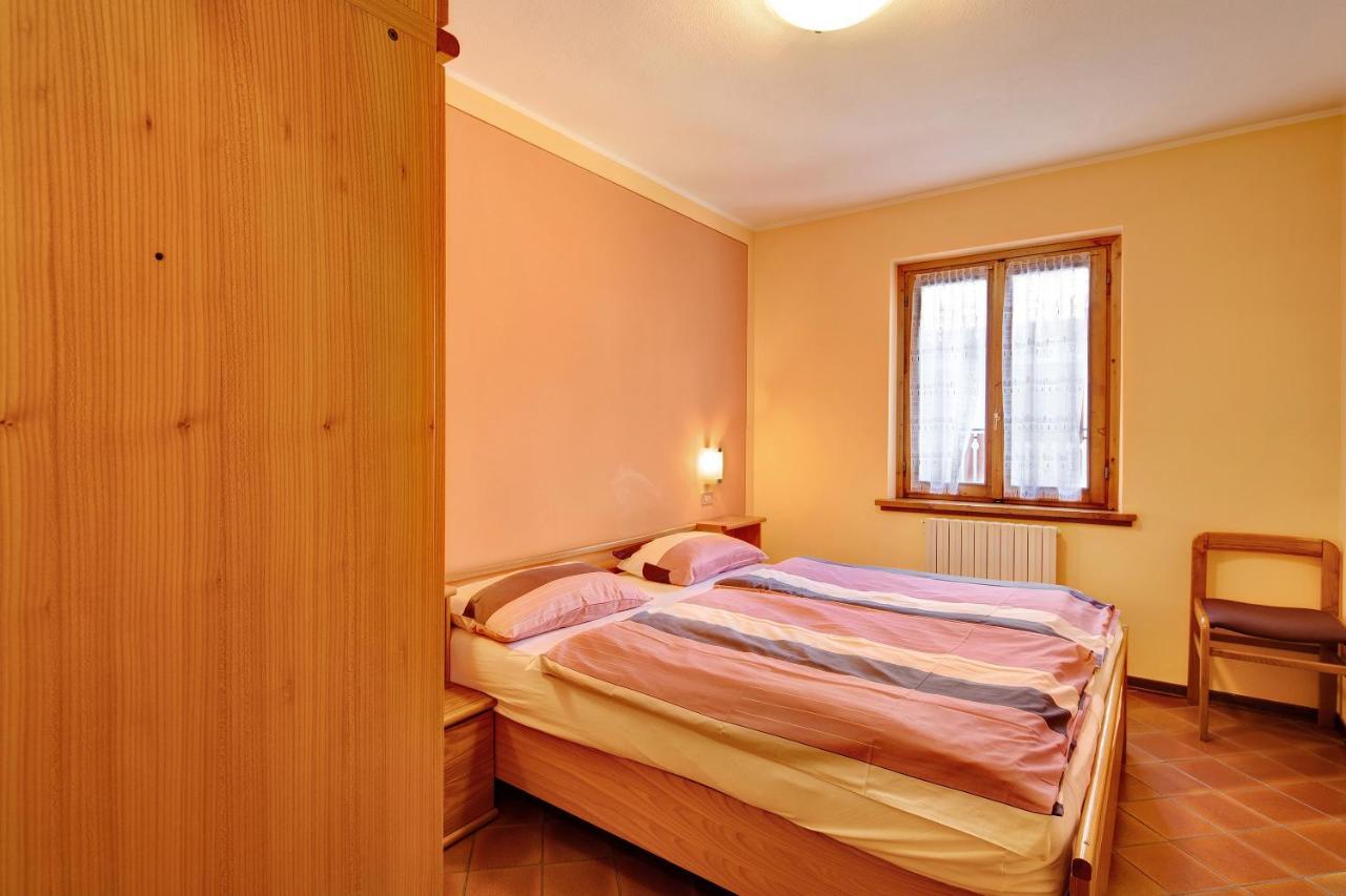 ליביניו Chalet Meridiana Appartamento 7 מראה חיצוני תמונה
